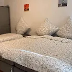 Beste Lage in Rostock: 2-Zimmerwohnung mit Balkon im 1.OG